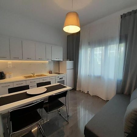 D4 Central Luxury Apartment Volos Esterno foto