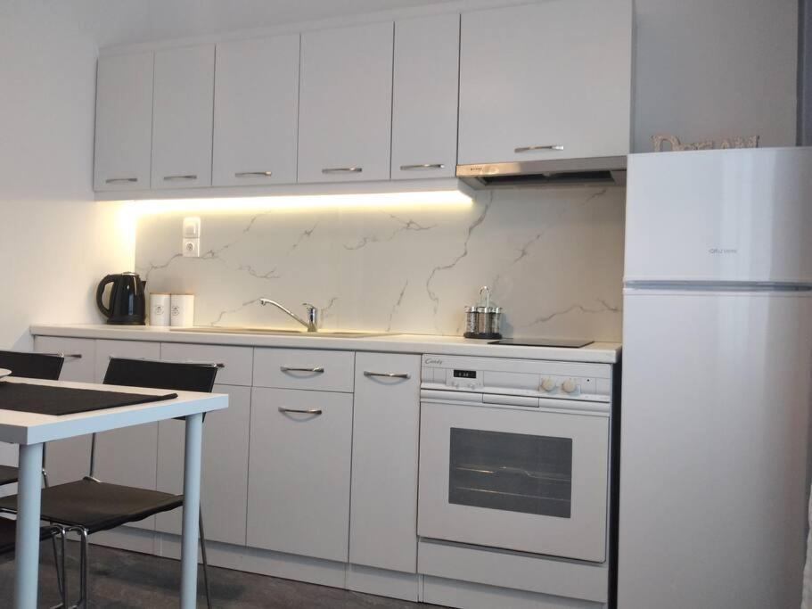 D4 Central Luxury Apartment Volos Esterno foto
